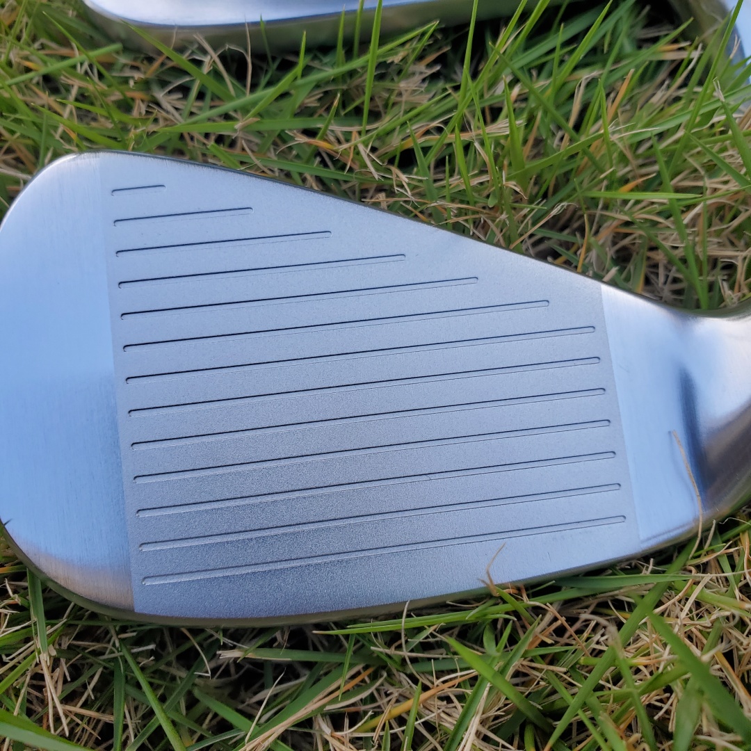 مجموعة مضارب الجولف الحديدية P - مراجعة Golf Club Iron Set وسعره